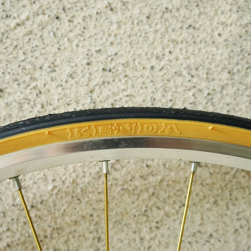 Retro Bicycle Tires 700C Road  - Yellow Cycling Gear recension och pris